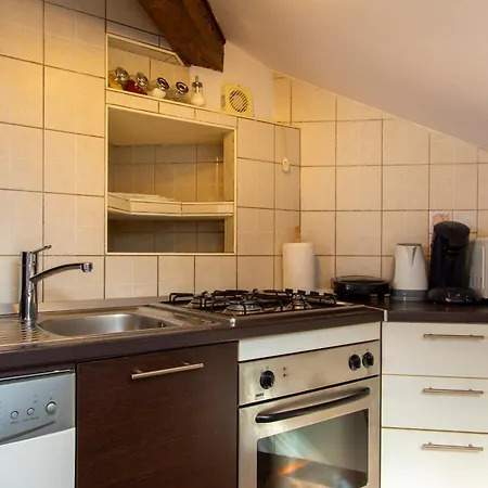 Viki Stinjan Apartmán Pula