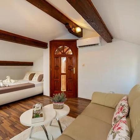 Apartmán Viki Stinjan *