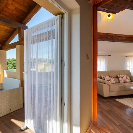 Апартаменты Viki Stinjan