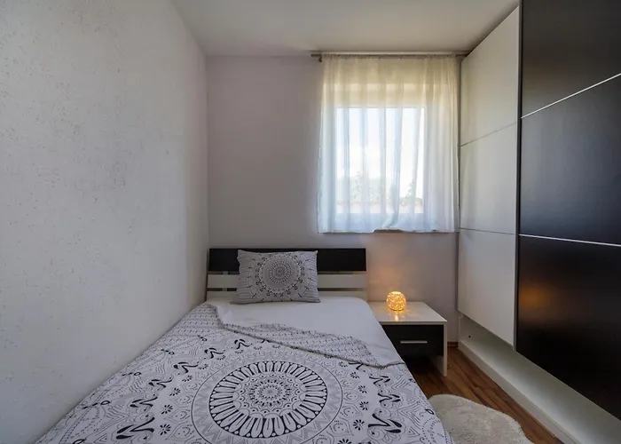 דירה Viki Stinjan פולה