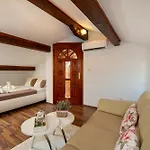 Apartman Viki Stinjan *